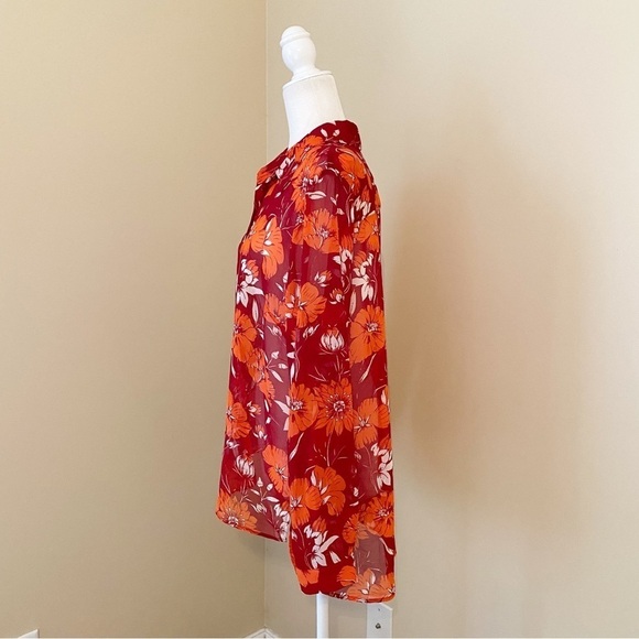 CAbi Hothouse Blouse #3766 in Scarlet Flower NWT - Medium - Picture 3 of 12